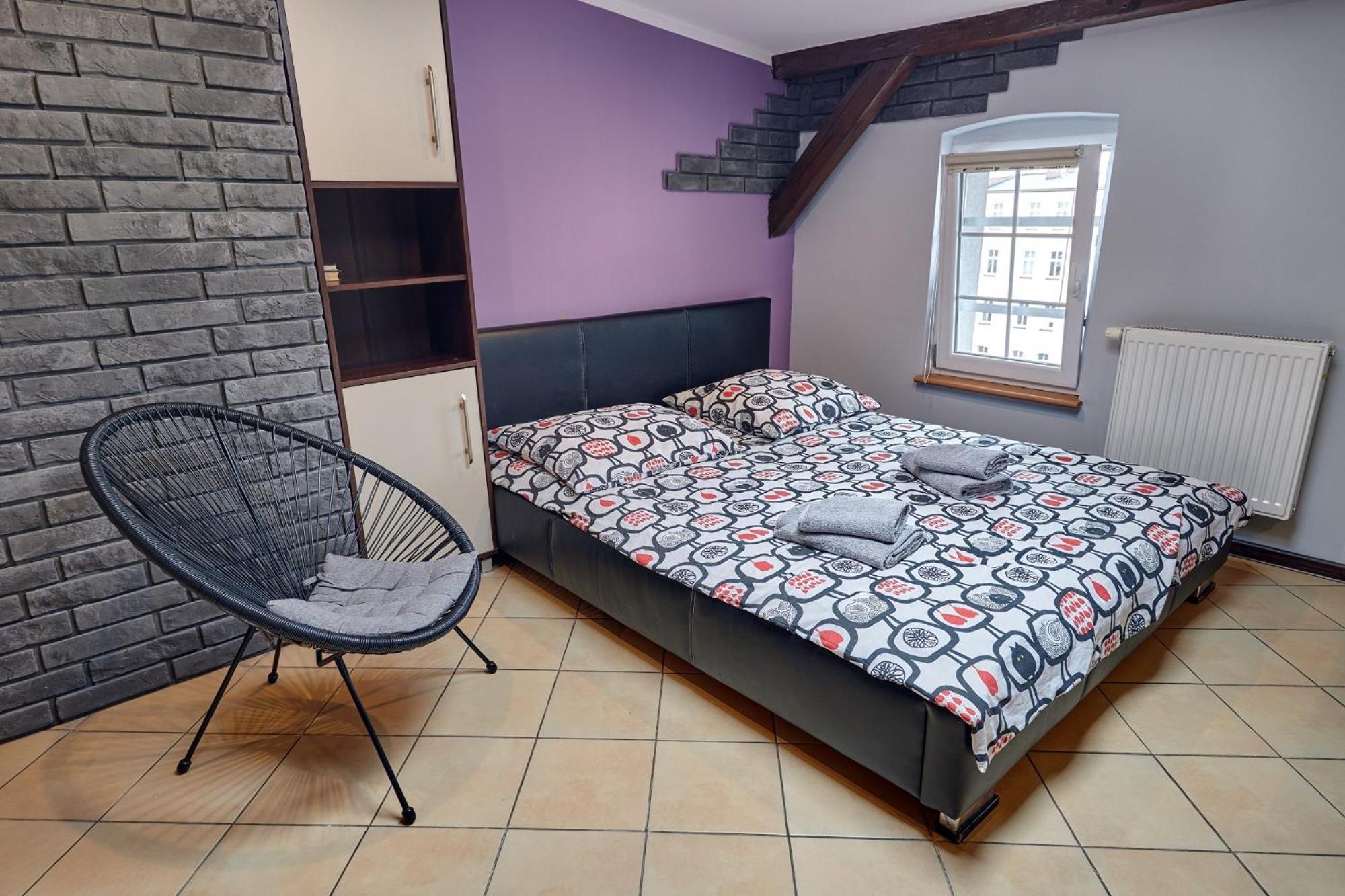 Crystal Ix Apartment *