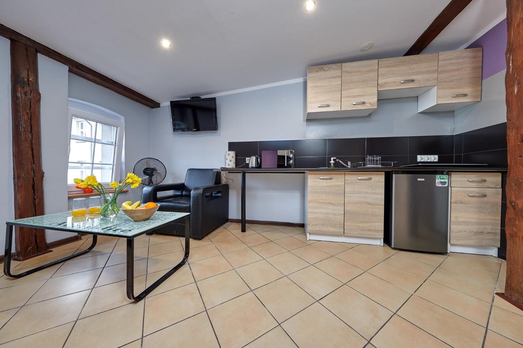 Crystal Ix Apartment